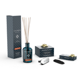 Difusor em Stick 100 ml (FRAGRÂNCIA À ESCOLHA) + Difusor para Automóvel Cromada Madeiras Antigas Salimbeni como TESTE GRATUITO + 1 Recarga para Automóvel (MESMA FRAGRÂNCIA DO DIFUSOR) como TESTE GRATUITO